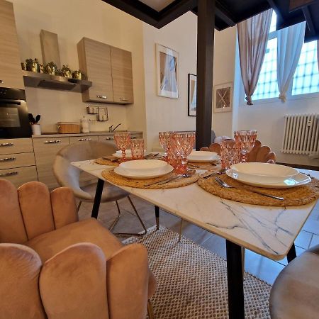 Appartement Regina Milano In Porta Romana 2 - Sky Tv, Wifi E Breakfast Box Extérieur photo