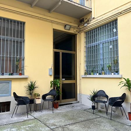 Appartement Regina Milano In Porta Romana 2 - Sky Tv, Wifi E Breakfast Box Extérieur photo