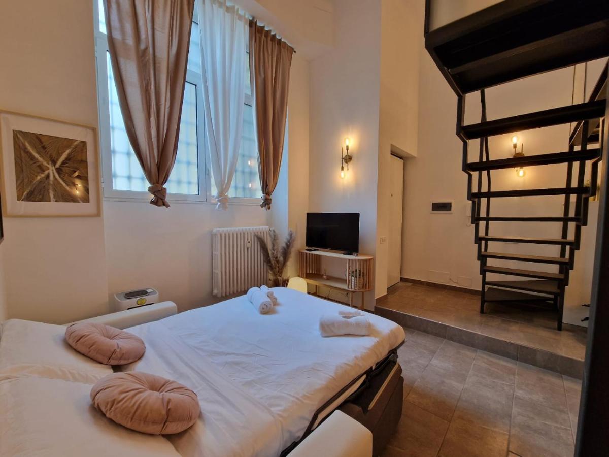 Appartement Regina Milano In Porta Romana 2 - Sky Tv, Wifi E Breakfast Box Extérieur photo